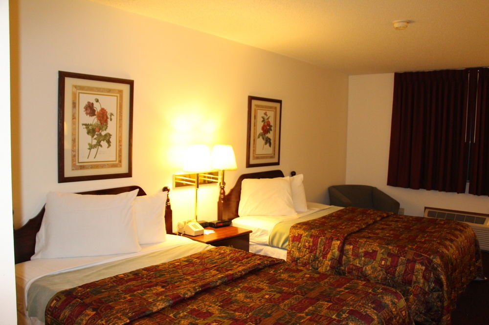 Westbridge Inn And Suites Centerville Extérieur photo