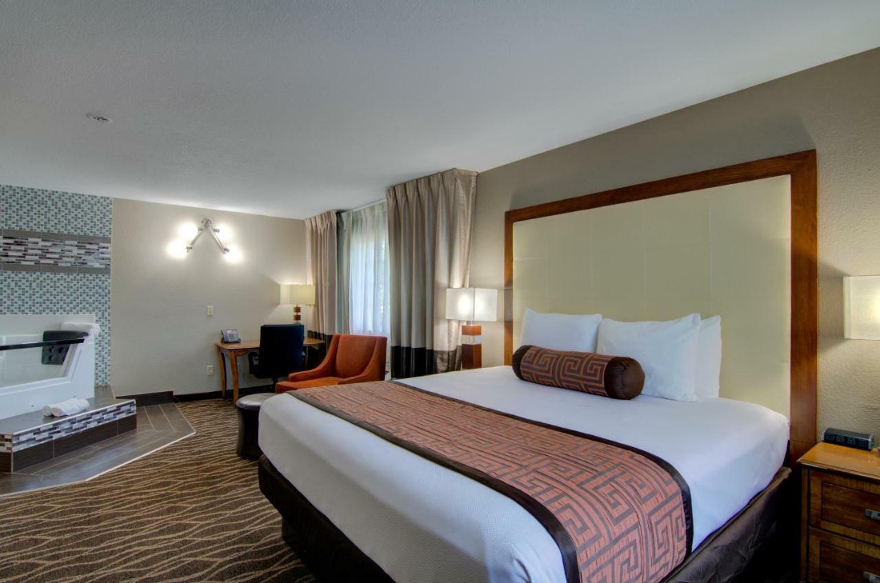 Westbridge Inn And Suites Centerville Extérieur photo